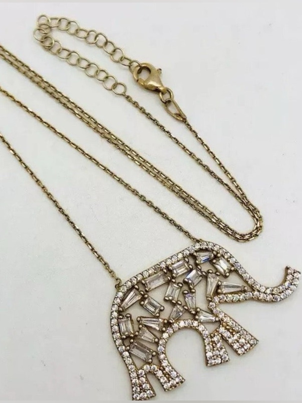 Gold Rhinestone Elephant Pendant Necklace - Picture 1 of 3